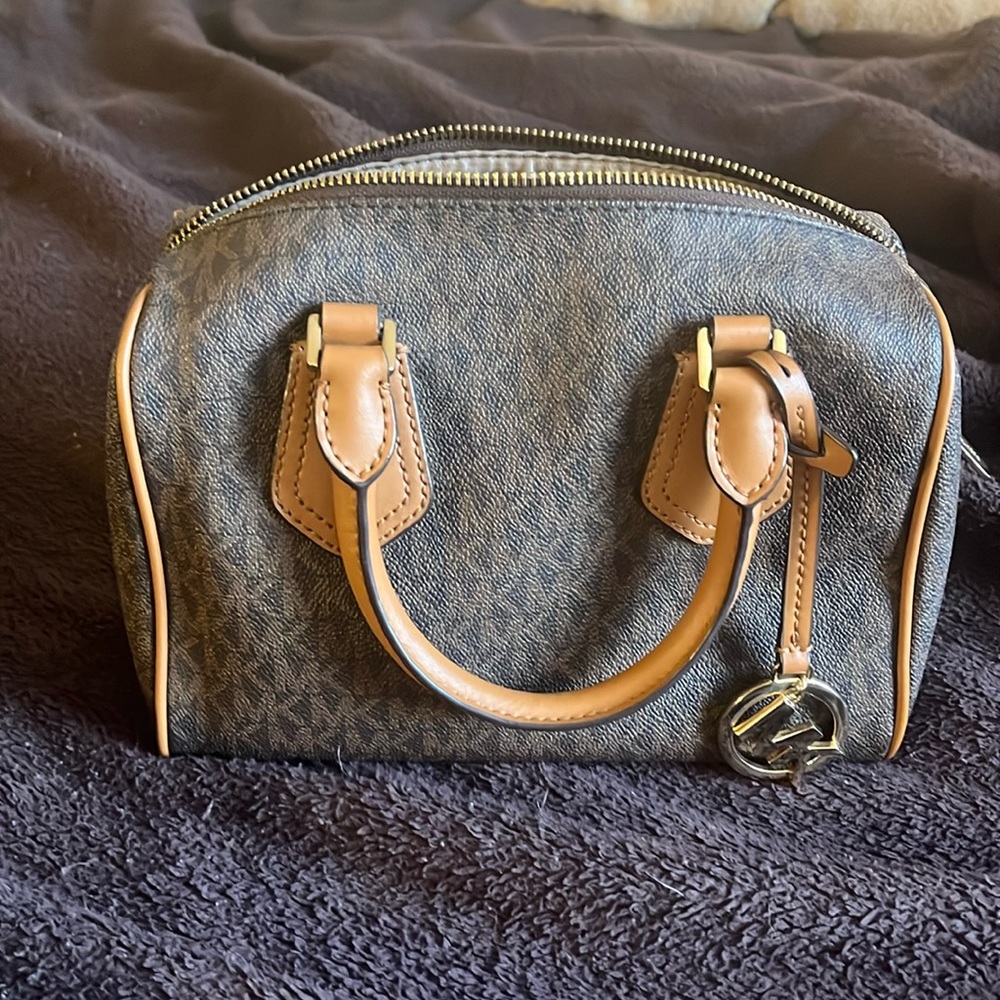 MICHAEL KORS 35F8GXAS1B ARIA SMALL SATCHEL